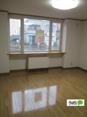 �y���̑��z�@���r���O