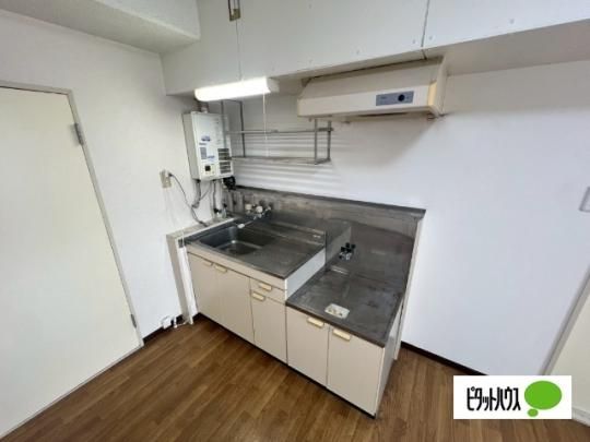 �y���̑��z�@�L�b�`��