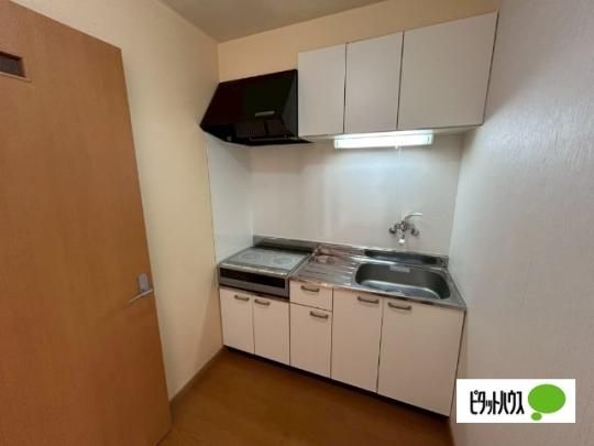 �y���̑��z�@�L�b�`��