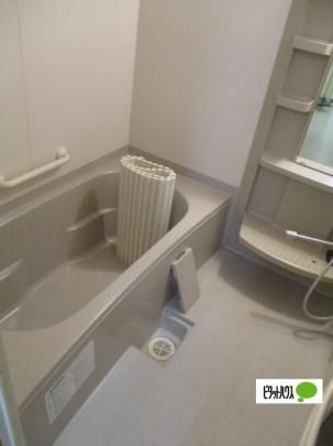 �y���̑��z�@�o�X�^�V�����[