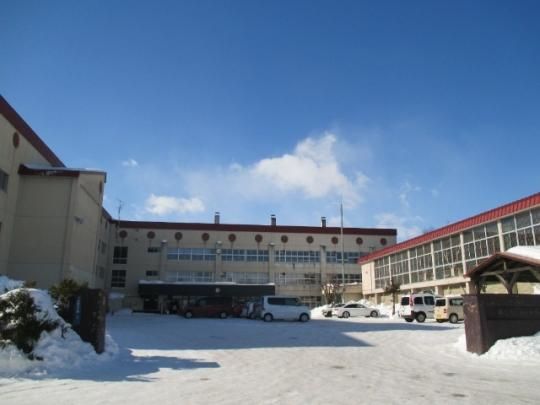 �y���Ӂz�@�эL�s���쒬���w�Z�F637m