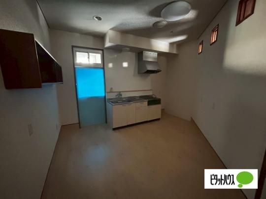 �y���̑��z�@�L�b�`��