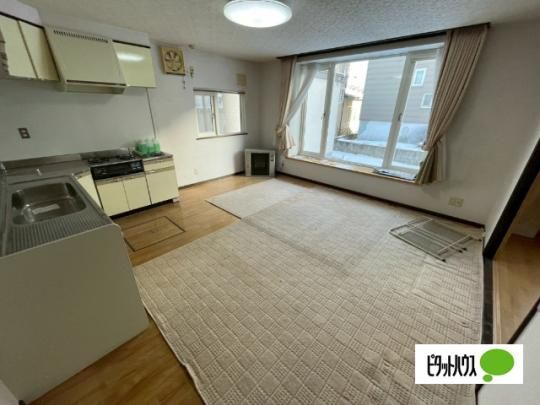 �y���̑��z�@���r���O