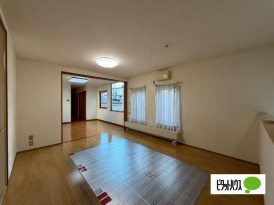 �y���̑��z�@���r���O