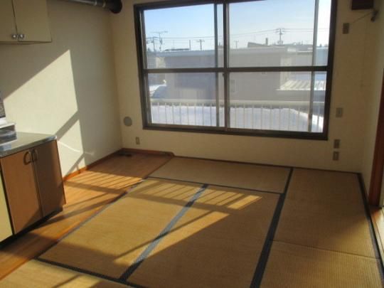 �y���̑��z�@���r���O