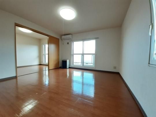 �y���̑��z�@���r���O