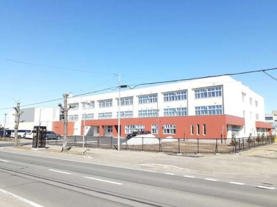 �y���Ӂz�@����s�����h���w�Z�F156m