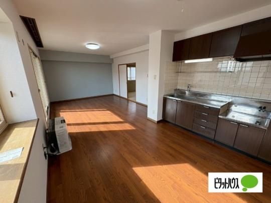 �y���̑��z�@���r���O