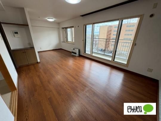 �y���̑��z�@���r���O