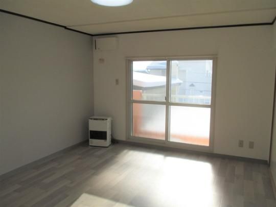 �y���̑��z�@���r���O