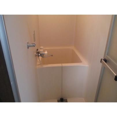 �y���̑��z�@�o�X�^�V�����[