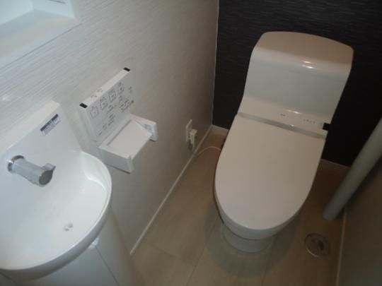�y���̑��z�@�g�C��