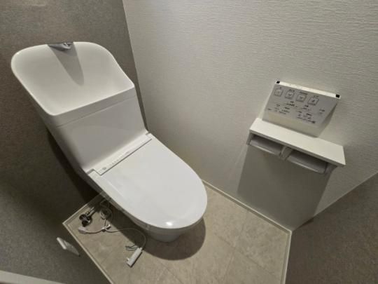 �y���̑��z�@�g�C��