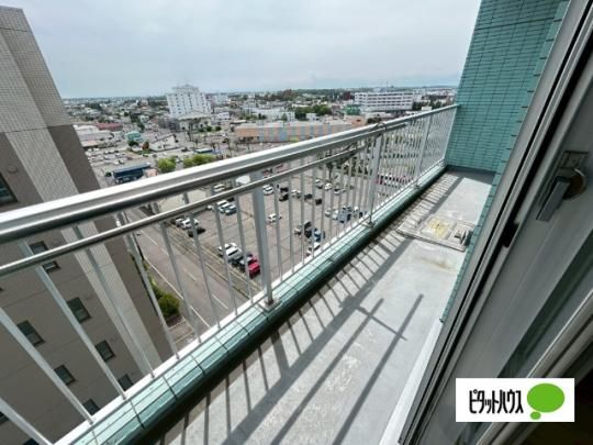 �y���̑��z�@�o���R�j�[