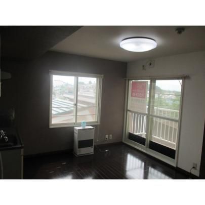 �y���̑��z�@���r���O