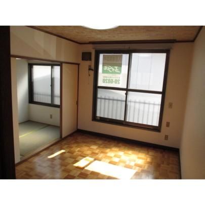 �y���̑��z�@���r���O