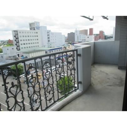 �y���̑��z�@�o���R�j�[