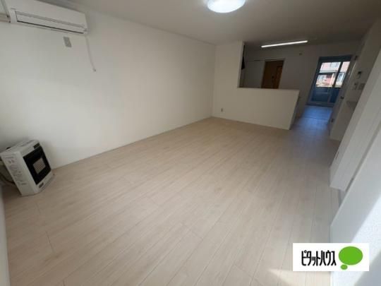 �y���̑��z�@���r���O