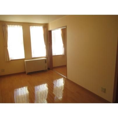 �y���̑��z�@���r���O