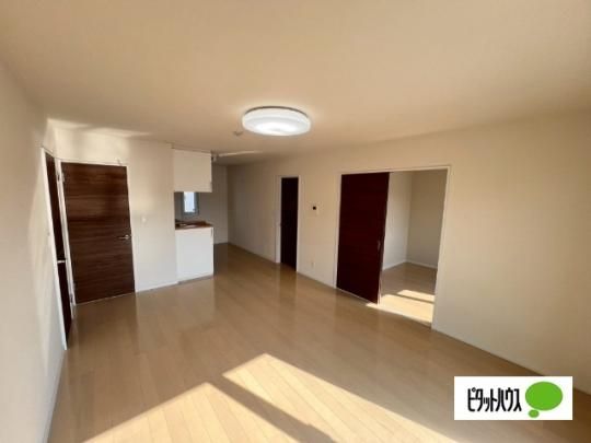 �y���̑��z�@���r���O