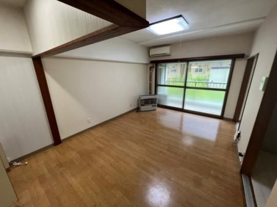 �y���̑��z�@���r���O