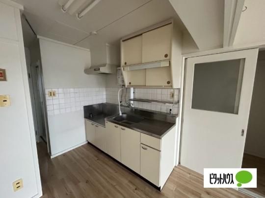 �y���̑��z�@�L�b�`��