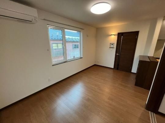 �y���̑��z�@���r���O