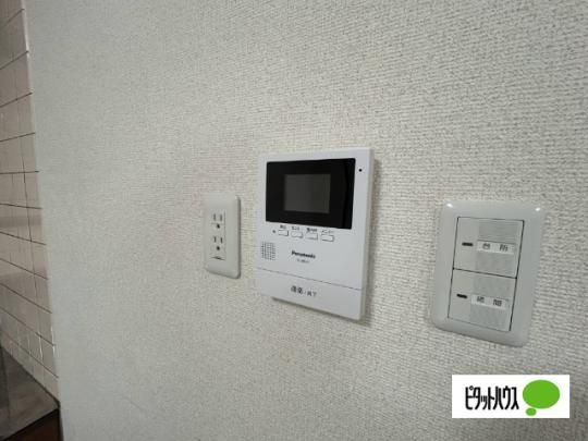 �y���̑��z�@�Z�L�����e�B