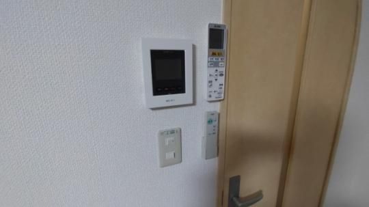 �y���̑��z�@�Z�L�����e�B