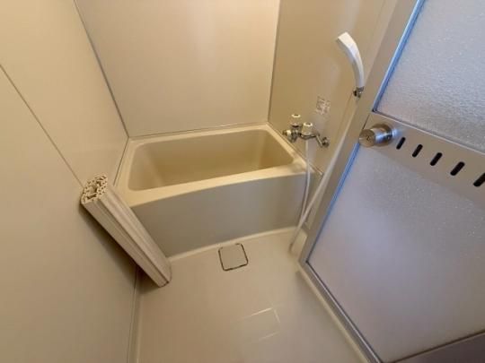 �y���̑��z�@�o�X�^�V�����[