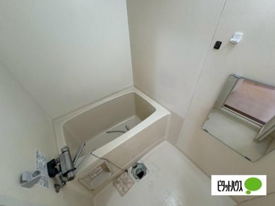 �y���̑��z�@�o�X�^�V�����[