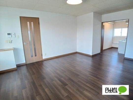 �y���̑��z�@���r���O