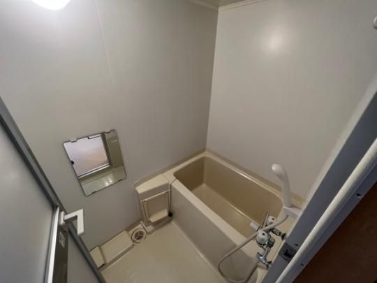 �y���̑��z�@�o�X�^�V�����[