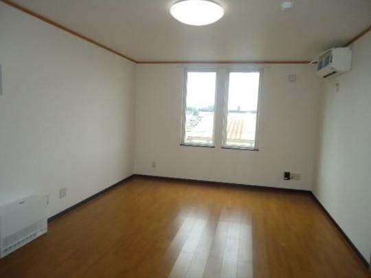 �y���̑��z�@���r���O