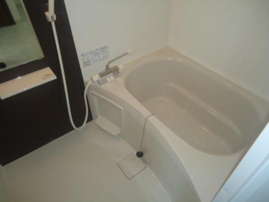 �y���̑��z�@�o�X�^�V�����[
