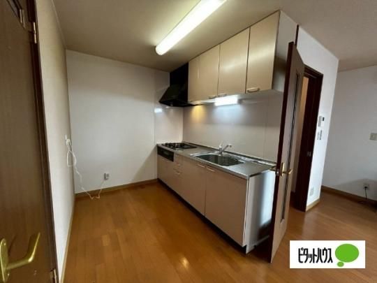 �y���̑��z�@�L�b�`��