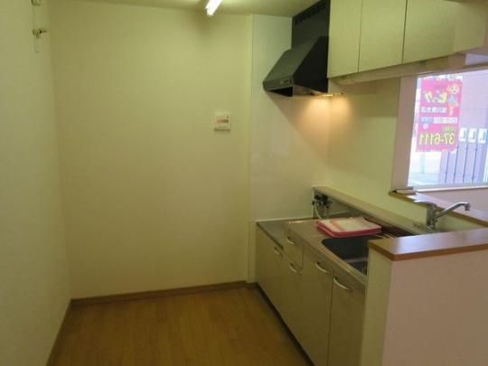 �y���̑��z�@�L�b�`��