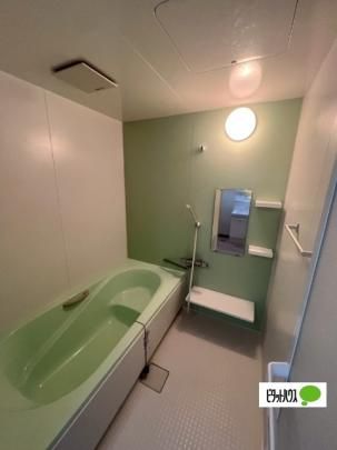 �y���̑��z�@�o�X�^�V�����[