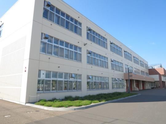 �y���Ӂz�@����s�����L���w�Z�F859m