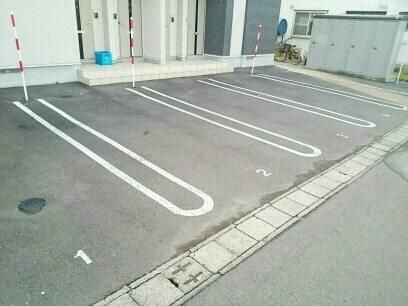 �y���̑��z�@���ԏ�