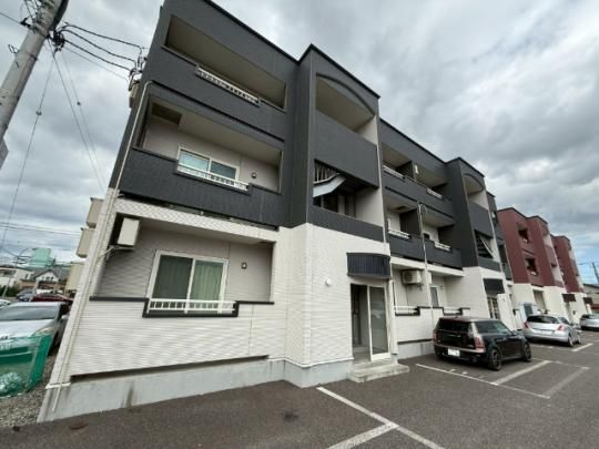 ���E�p�[�`�F��