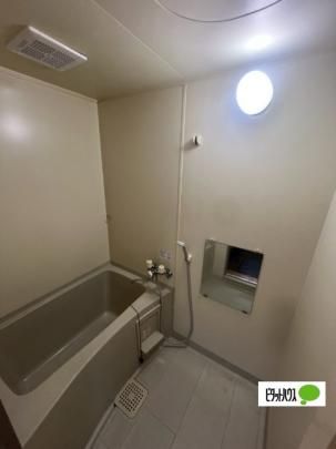 �y���̑��z�@�o�X�^�V�����[