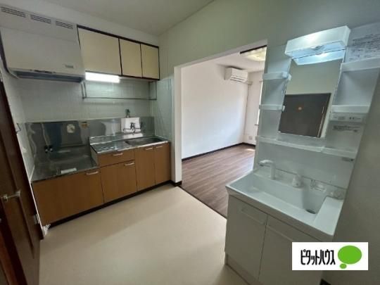 �y���̑��z�@�L�b�`��