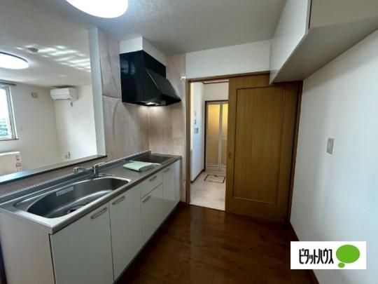 �y���̑��z�@�L�b�`��