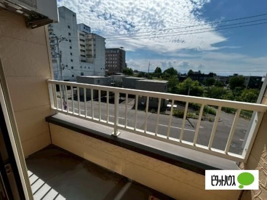�y���̑��z�@�o���R�j�[