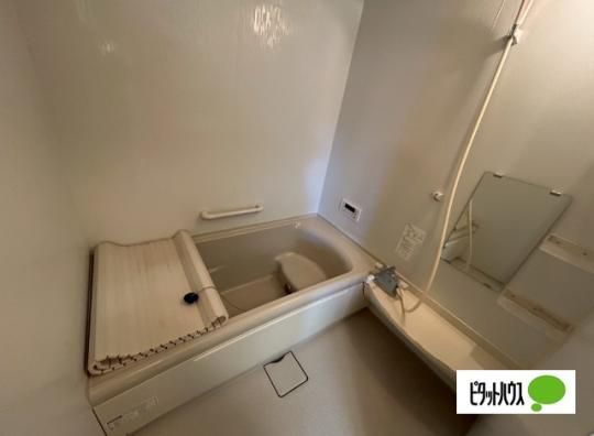 �y���̑��z�@�o�X�^�V�����[