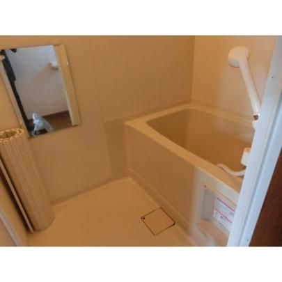 �y���̑��z�@�o�X�^�V�����[