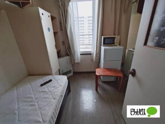 �y���̑��z�@���r���O