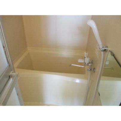 �y���̑��z�@�o�X�^�V�����[