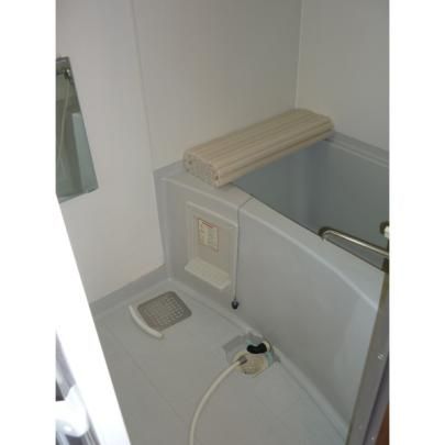 �y���̑��z�@�o�X�^�V�����[